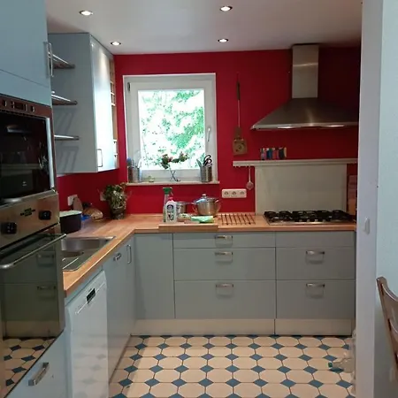 Komplette Wohnung Mit Kamin Und Fussbodenheizung & Kostenlosen Wlan
