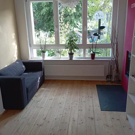 Komplette Wohnung Mit Kamin Und Fussbodenheizung & Kostenlosen Wlan